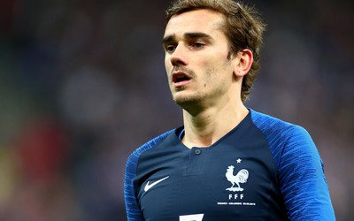 球探体育焦点-加维社交媒体晒与梅西合影：我的偶像